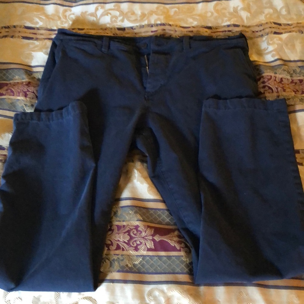 Men’s khaki slacks